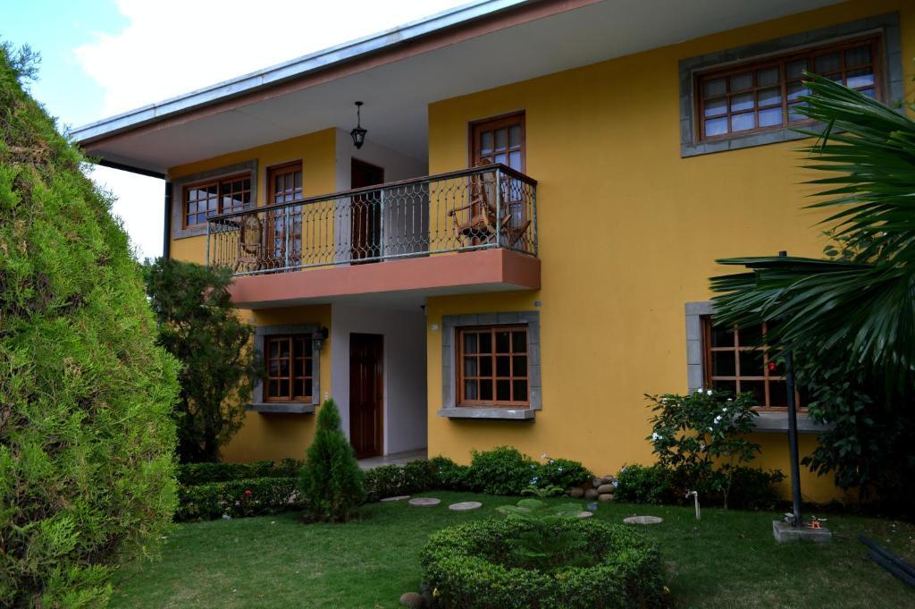 Hotel Los Pinos Managua Buitenkant foto